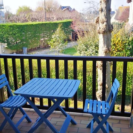 Charmant 2 Pieces A 5 Mn A Pied De La Mer Cabourg Kültér fotó